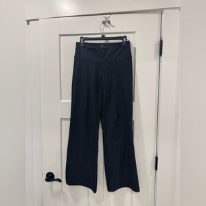 Nike black flare leggings size small